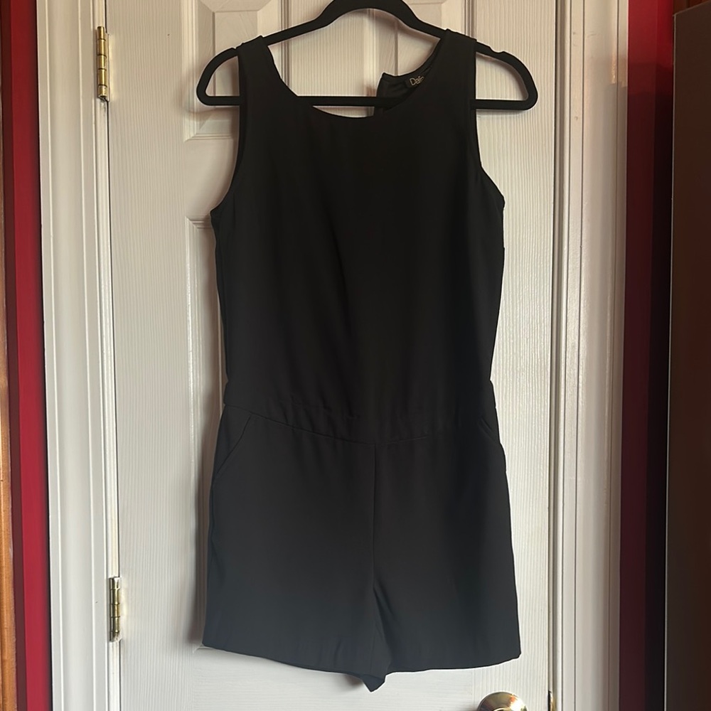 Dalia Black Sleeveless Sheath Mini Dress